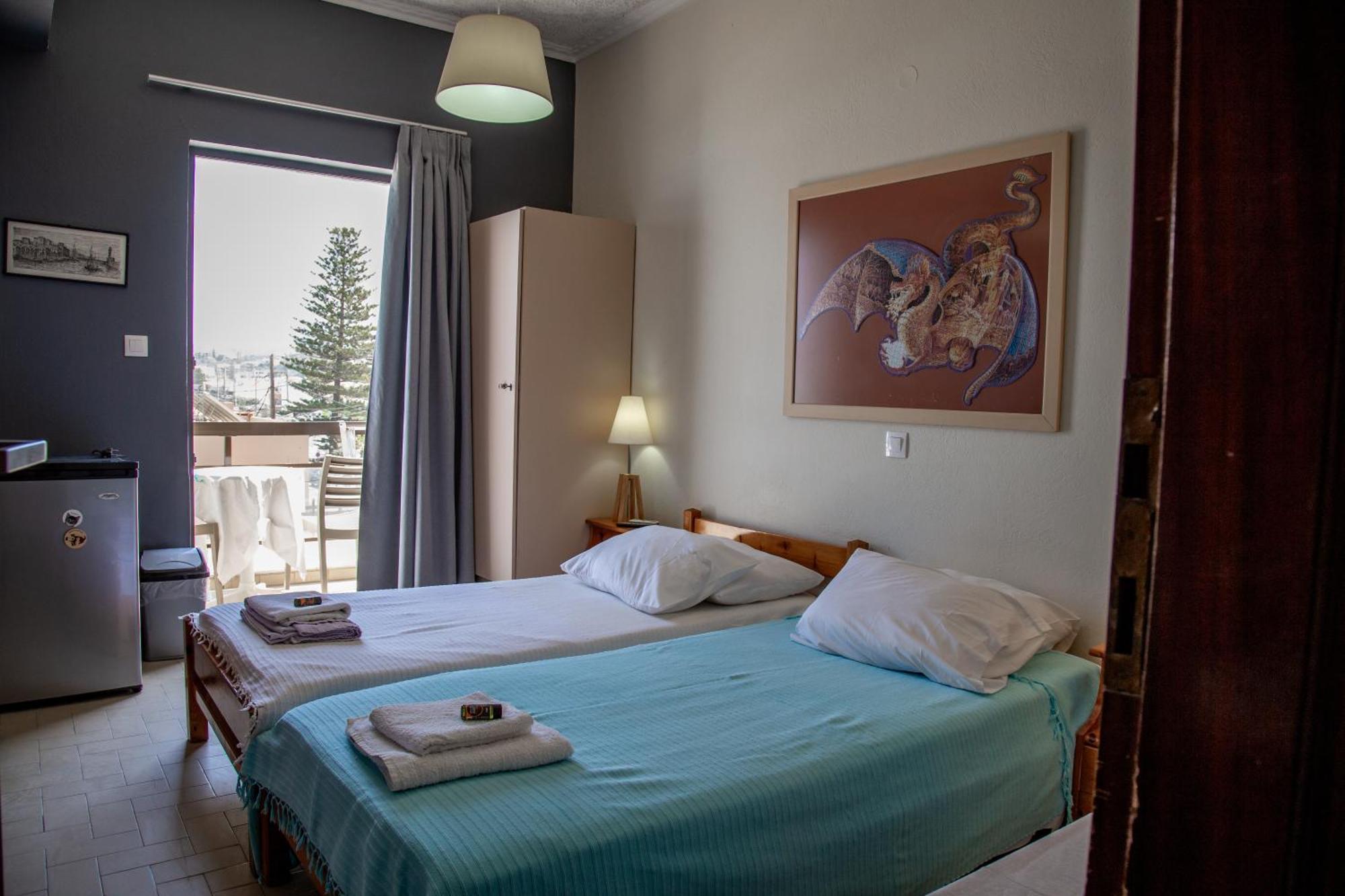 Nefeli Rooms Agia Marina Esterno foto