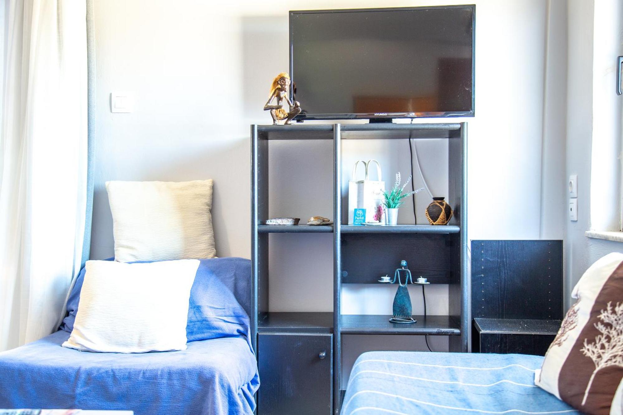 Nefeli Rooms Agia Marina Esterno foto