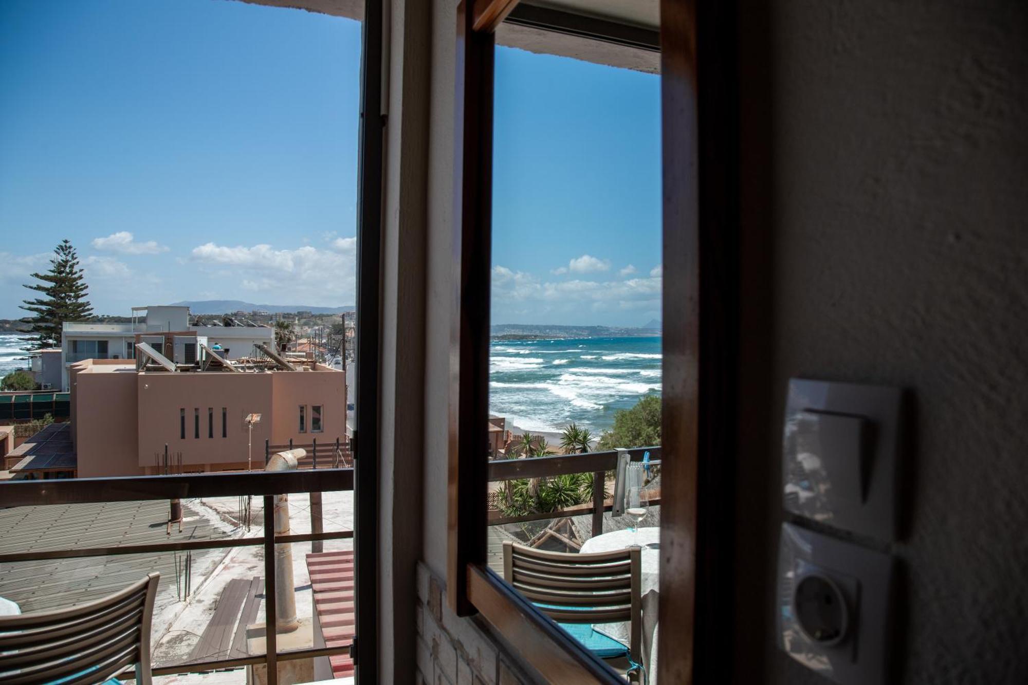 Nefeli Rooms Agia Marina Esterno foto