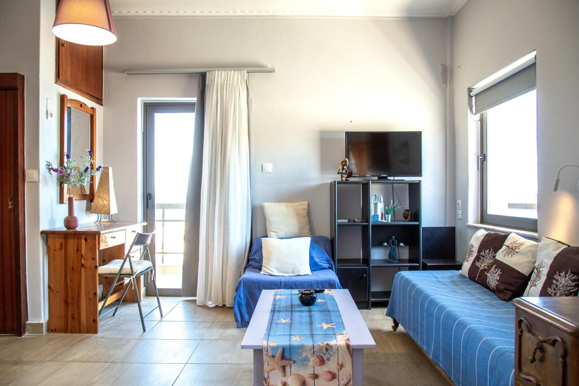 Nefeli Rooms Agia Marina Esterno foto