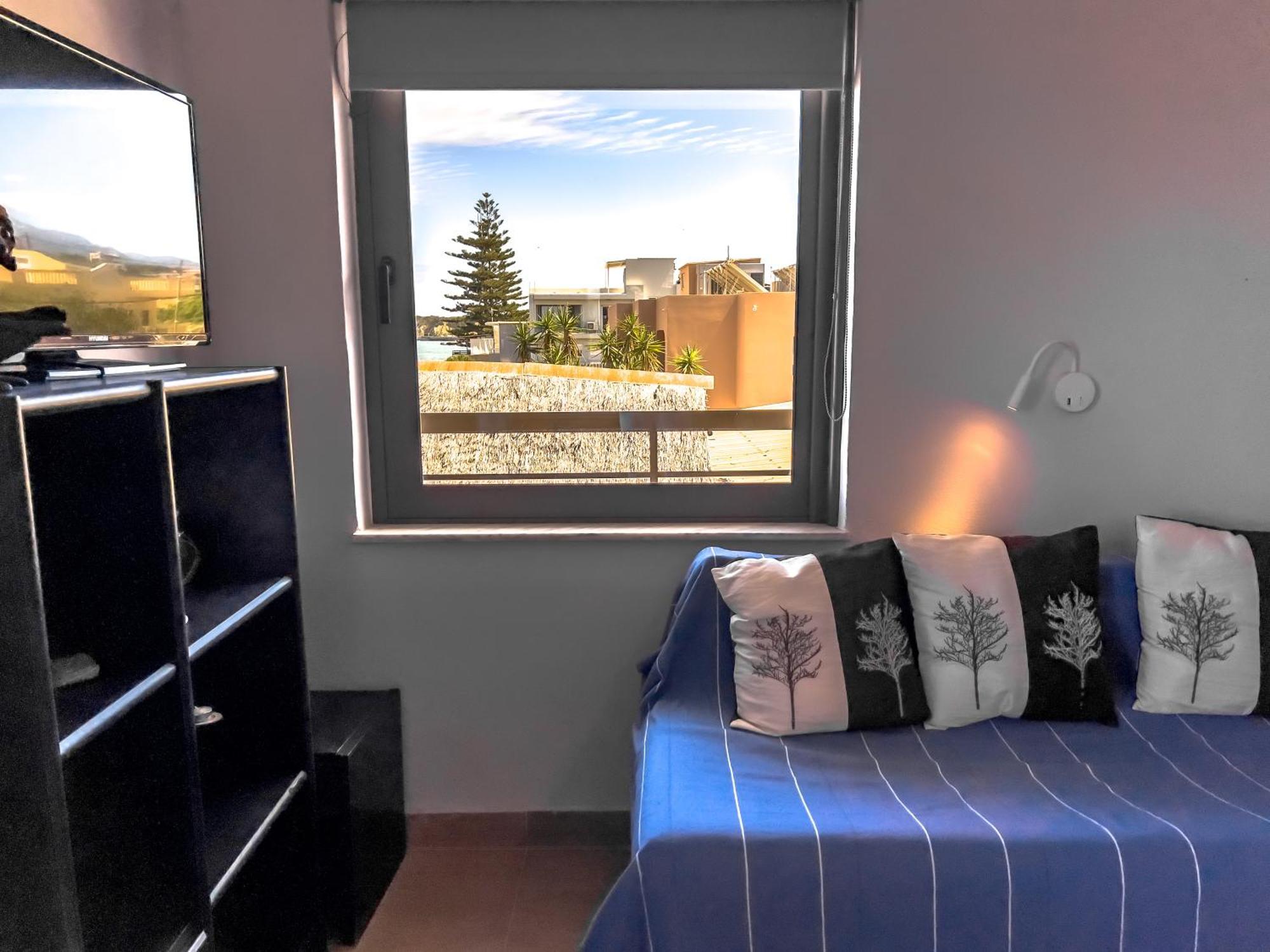 Nefeli Rooms Agia Marina Esterno foto